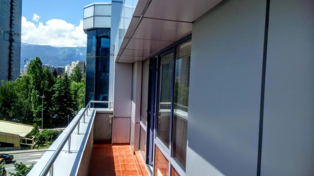 Hotel Latinka Sofia Buitenkant foto